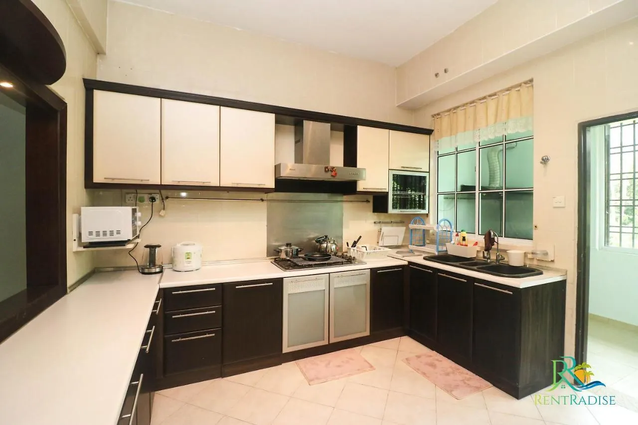 Century Garden Double Storey House Bbq/Mahjong/Pooltable By Uha Johor Bahru