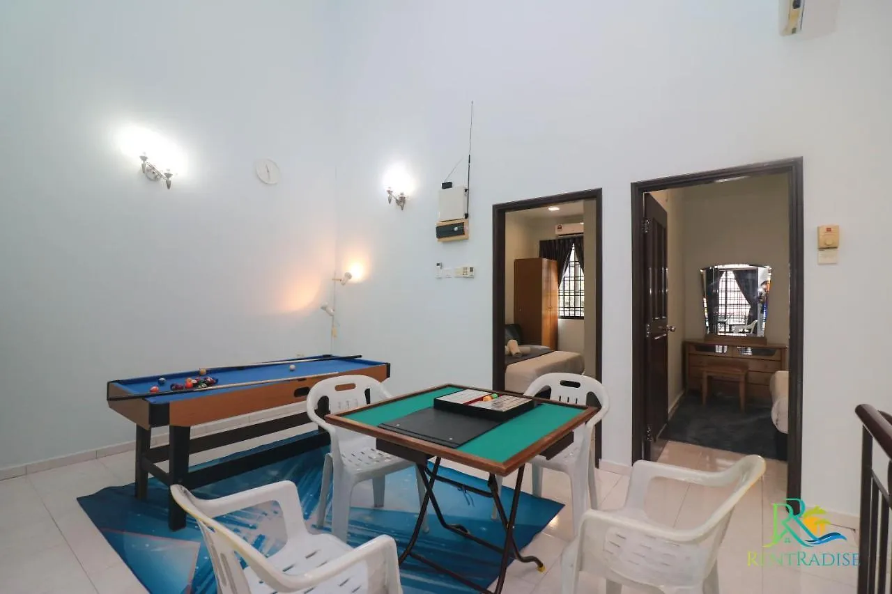 Dom wakacyjny Century Garden Double Storey House Bbq/Mahjong/Pooltable By Uha Johor Bahru